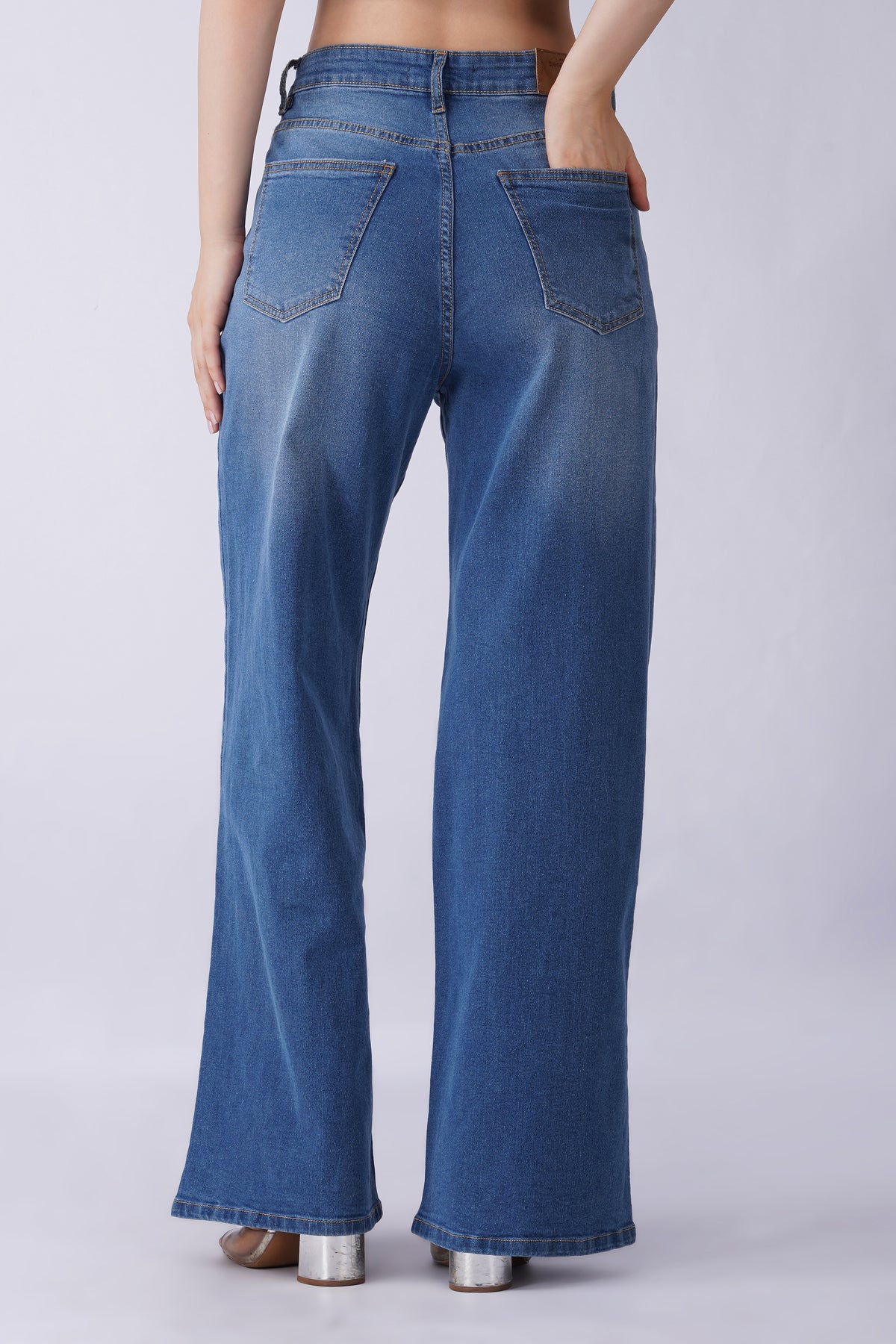 1165 WIDE LEG JEANS -MID BLUE