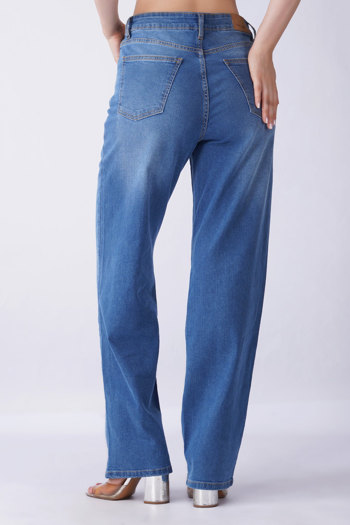1165 STRAIGHT FIT JEANS -MID BLUE