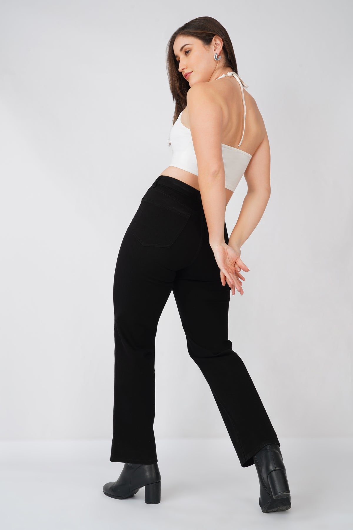 780 STRAIGHT FIT JEANS -BLACK